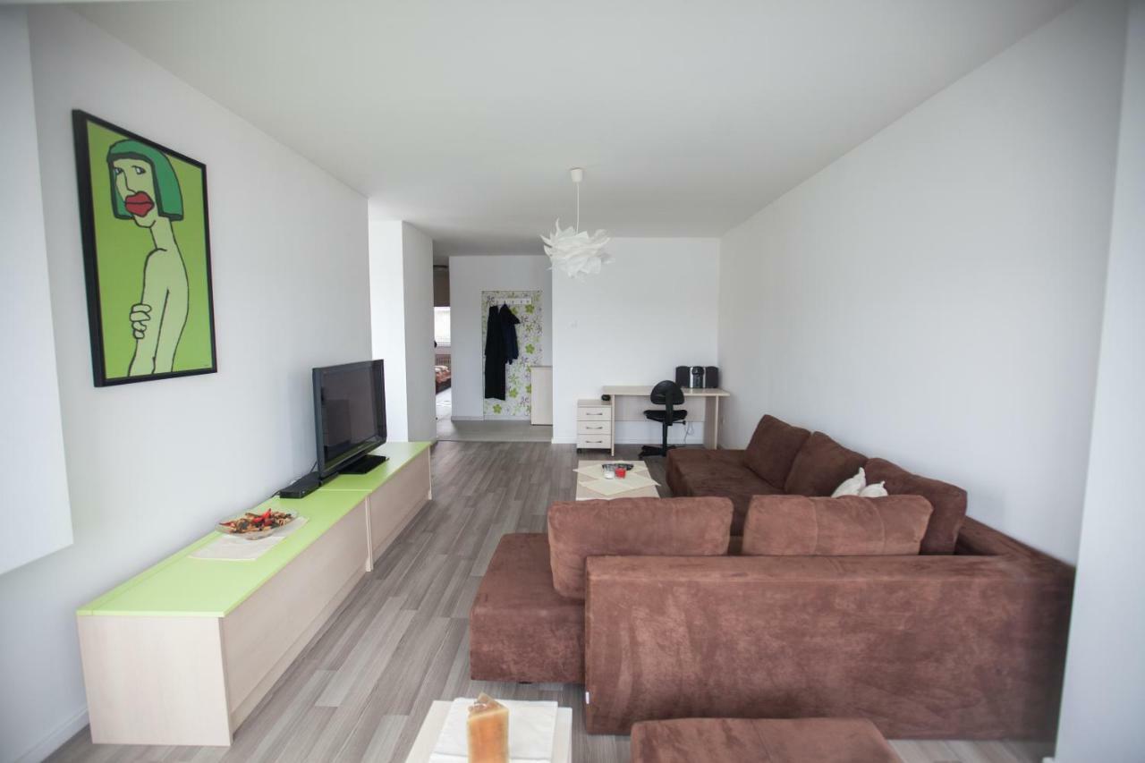 Riverview Apartment Osijek Eksteriør billede