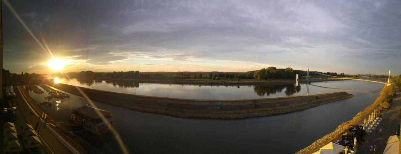 Riverview Apartment Osijek Værelse billede