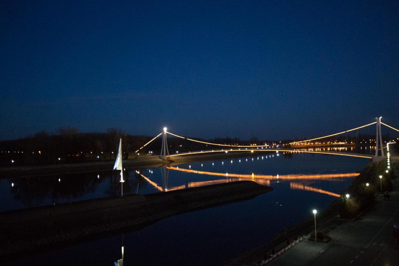 Riverview Apartment Osijek Værelse billede